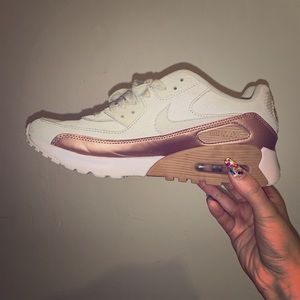white and rose gold air max